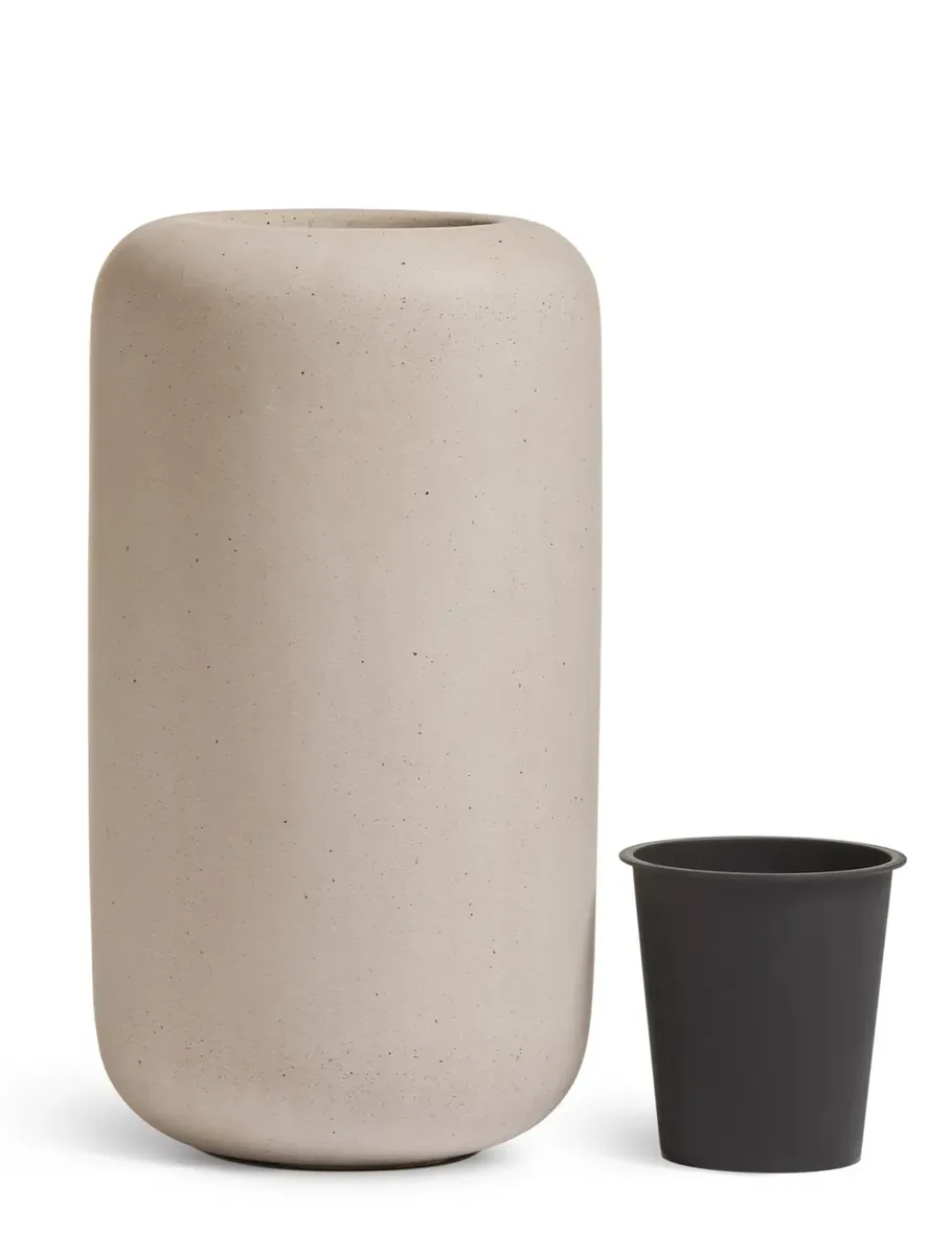 Кашпо TREEZ Effectory Beton Bionic Ton Белый песок H-75 см в интернет-магазине Decoram.ru Фото
