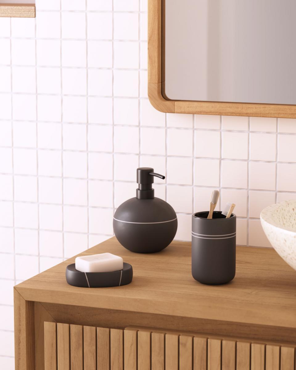Дозатор для мыла из керамики Cerisa в интернет-магазине Decoram.ru Фото