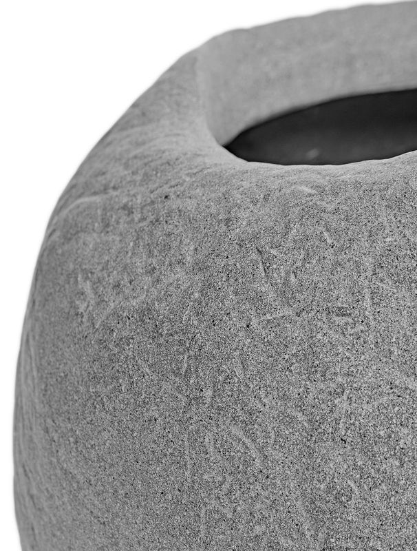 Кашпо TREEZ Effectory Organic Сфера Серый ледник H-33 см в интернет-магазине Decoram.ru Фото